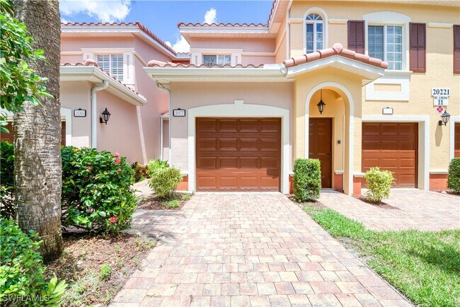 Primary Photo - 20221 Estero Gardens Cir