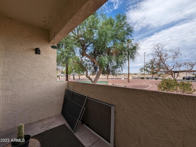 Building Photo - 12123 W Bell Rd