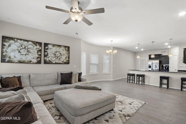 Building Photo - 15129 Imagine Dr