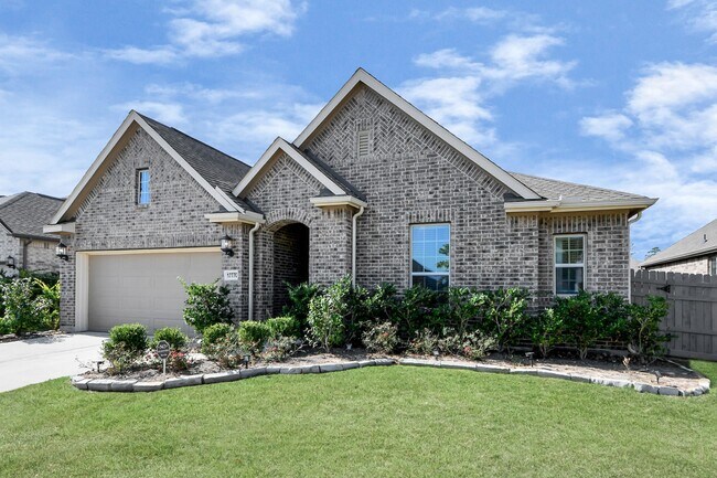 Primary Photo - 17770 Misty Brk Ln