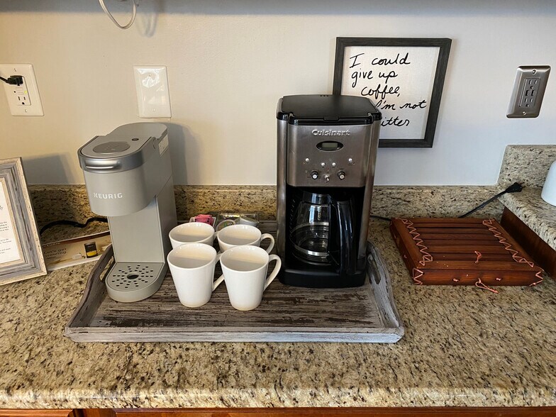 Building Photo - 10301 Rougemont Ln