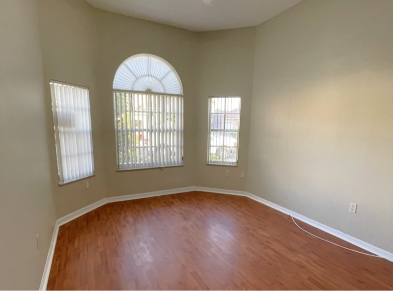Building Photo - 13400 SW 24th St