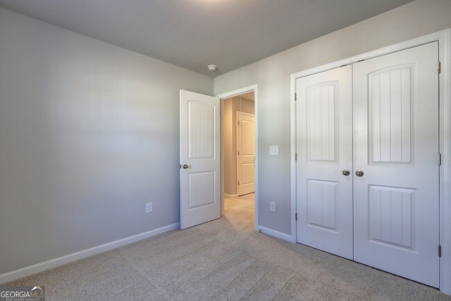 Building Photo - 479 Payne Dr