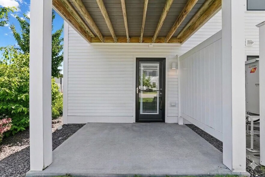 Building Photo - 34 Mill Commons Dr