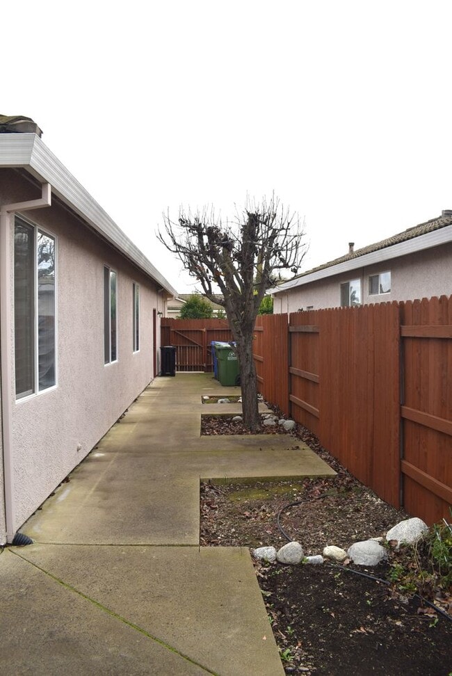 Building Photo - Resident Benefit Package Property