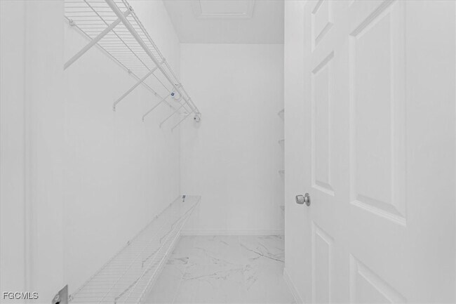 Building Photo - 1508 Hibiscus Ave