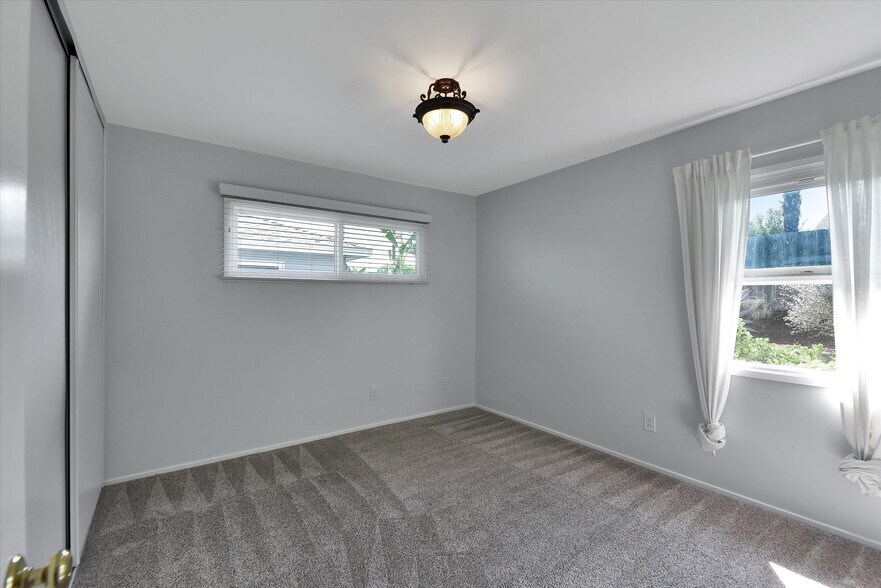 Building Photo - 5341 Waring Rd