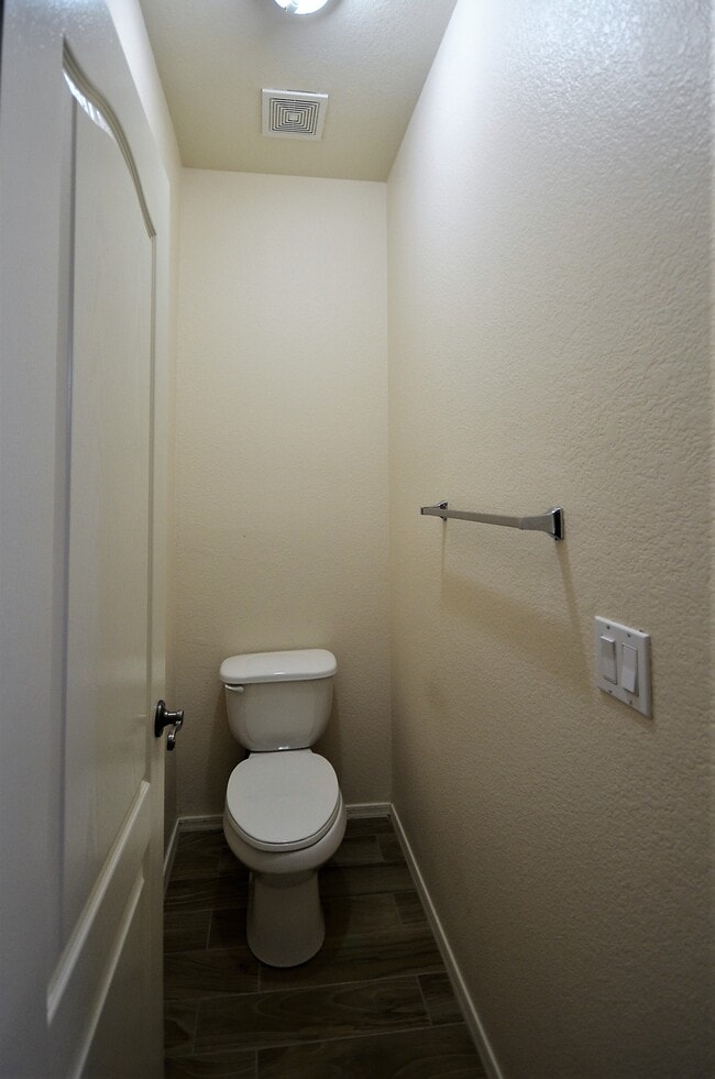 Building Photo - 3660 E Temecula Way