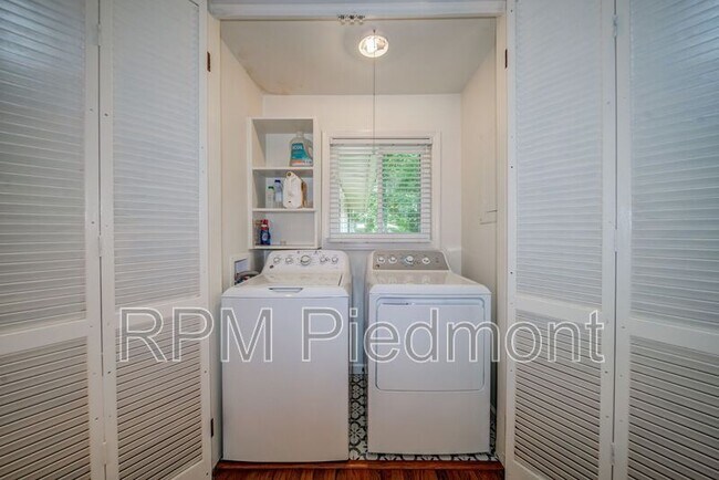 Building Photo - 2961 Shillingford Ct SE