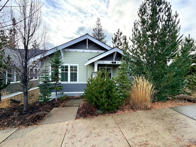 Building Photo - Stunning 2 BR home in Northwest Crossing