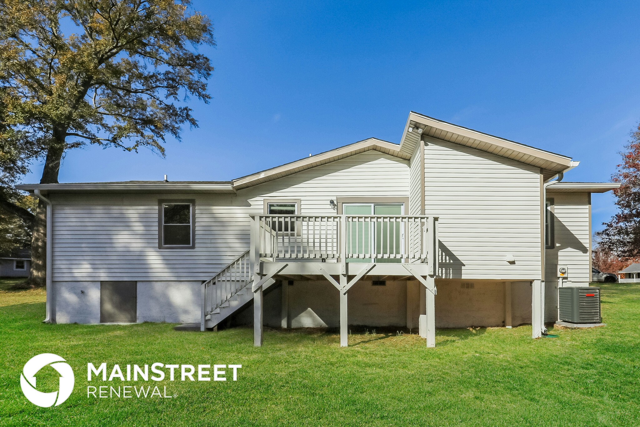 Building Photo - 219 Deerfield Dr