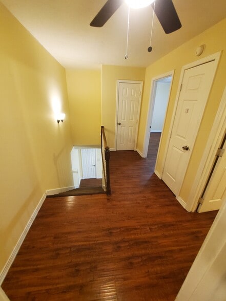 Building Photo - 2601 Jamestown Way