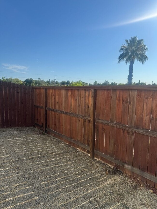 Building Photo - 842 Mission De Oro Dr