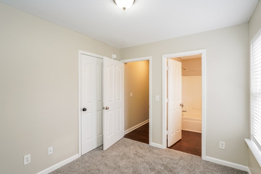 Building Photo - 274 Bill Stewart Blvd