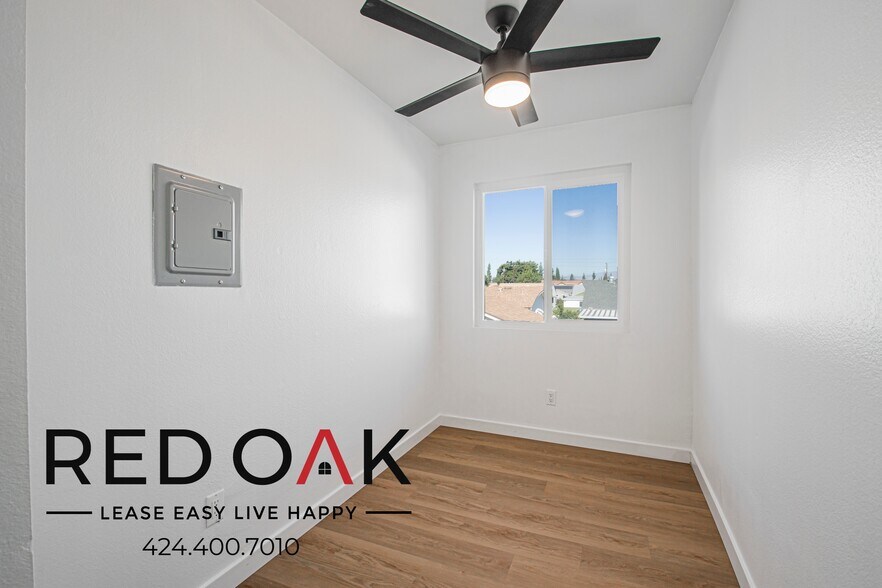 Building Photo - 11051 Barnwall St