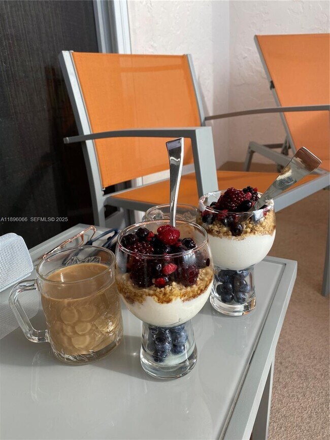 Building Photo - 1865 S Ocean Dr