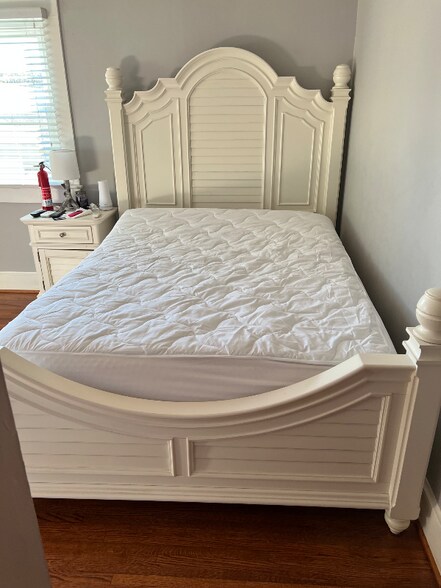 Primary Photo - 454 Hanson Ave