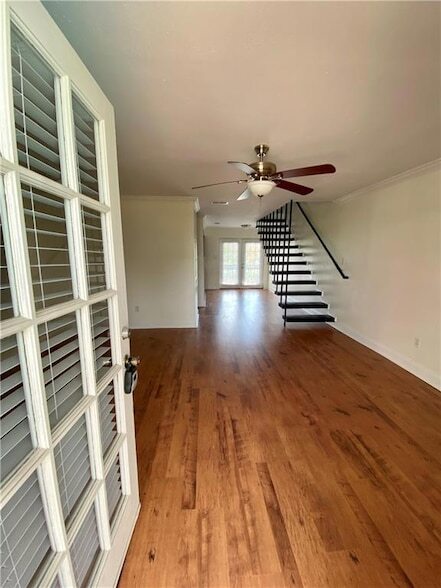 Building Photo - 3008 5th St