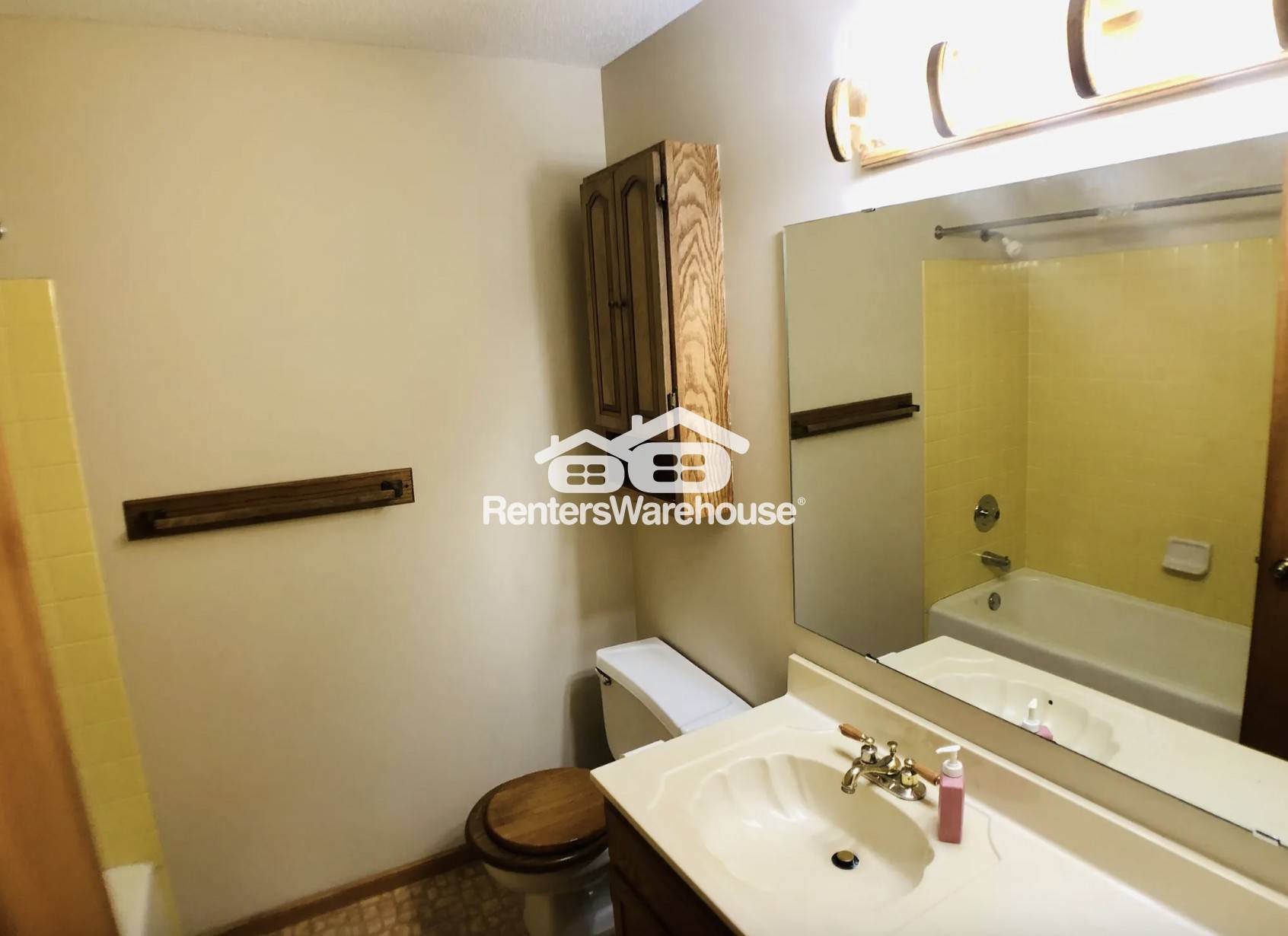Building Photo - 11221 Xavier Cir