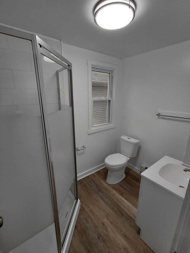 Building Photo - 163 Washington St