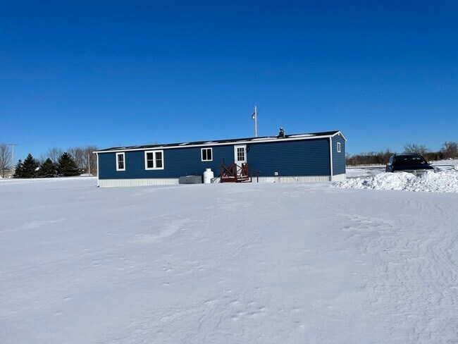 Building Photo - 19204 Minkler Rd