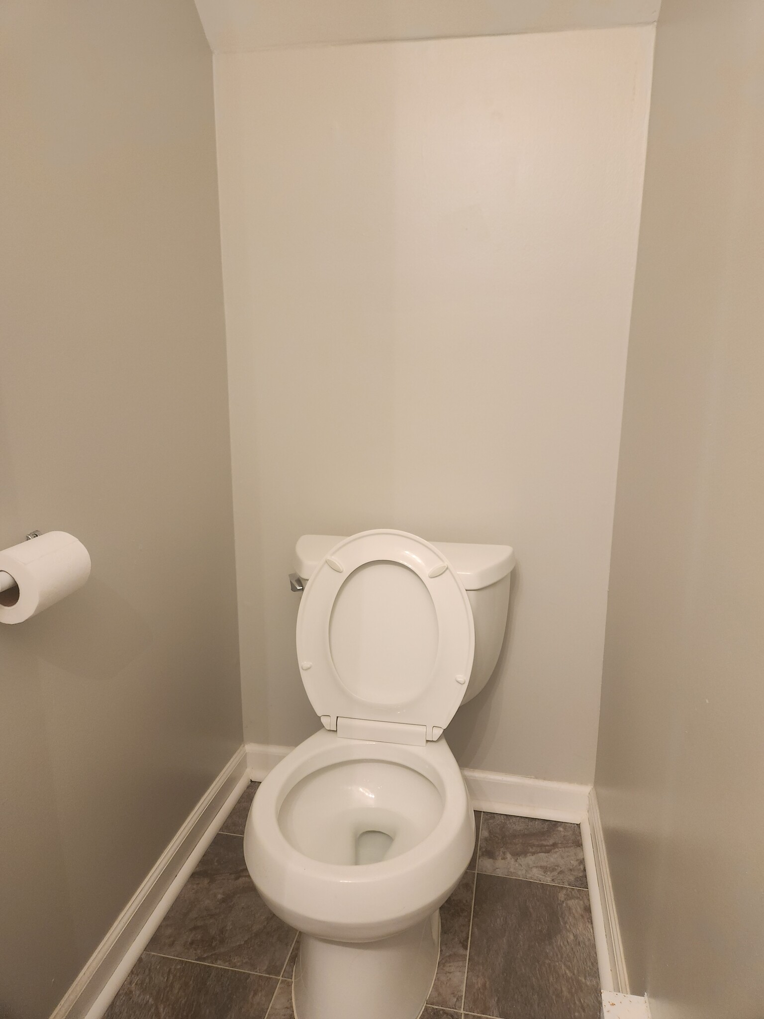 1/2 bath - 3373 Van Dyke Rd