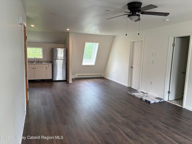 Building Photo - 3559 Route 32