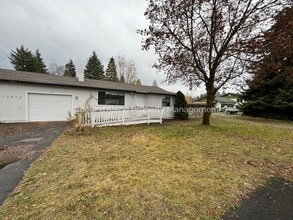 Building Photo - 14872 N Ohio St
