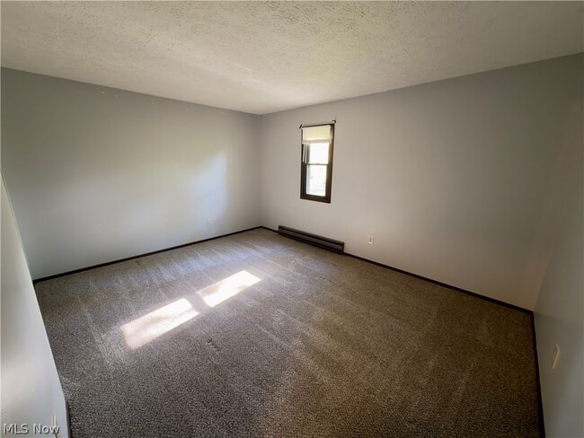 Building Photo - 2814 Forest Ln