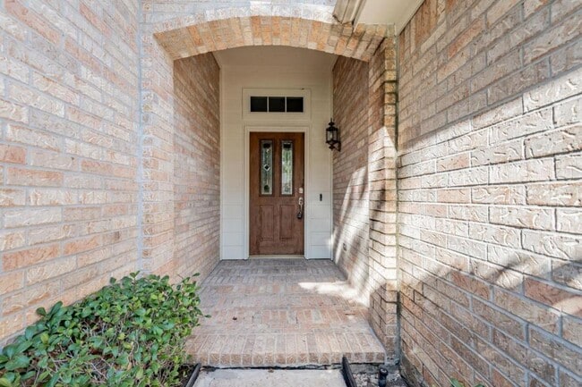 Primary Photo - 18326 Cinderwood Dr