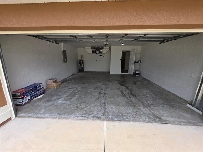 Building Photo - 1644 Dawnview St