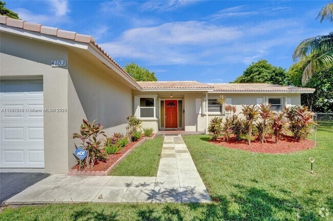 Building Photo - 4103 NW 75th Ave