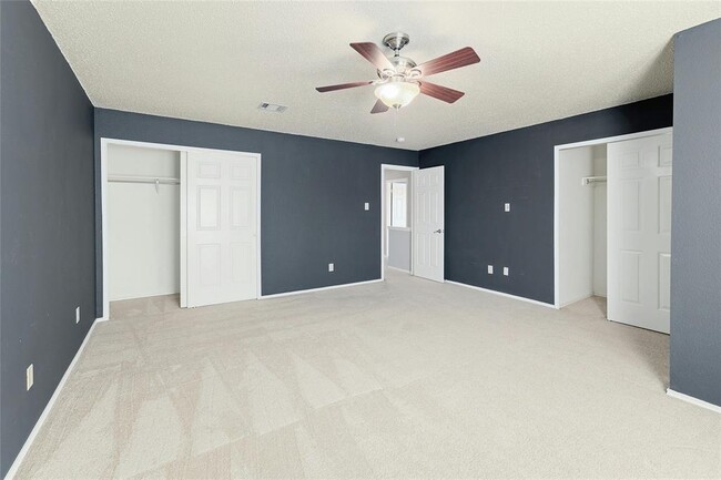 Building Photo - 1909 Marysol Trail