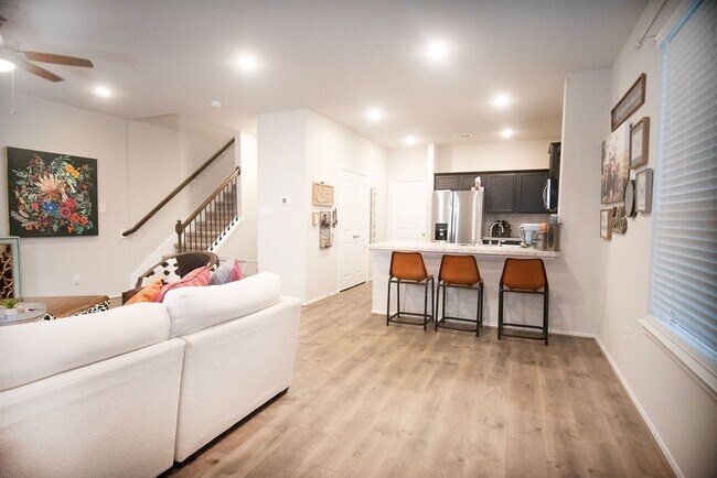 Building Photo - 12727 Taymouth Manor Dr