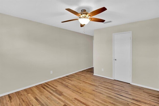 Building Photo - 6539 Wanda Ln