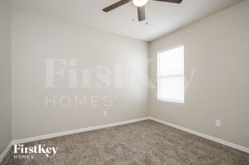 Building Photo - 16736 Citrus Pkwy