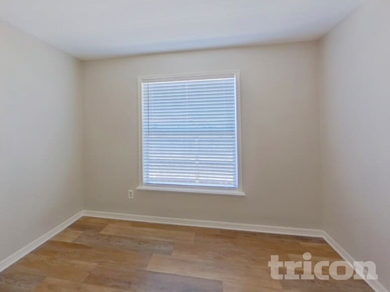 Building Photo - 7005 59th St N