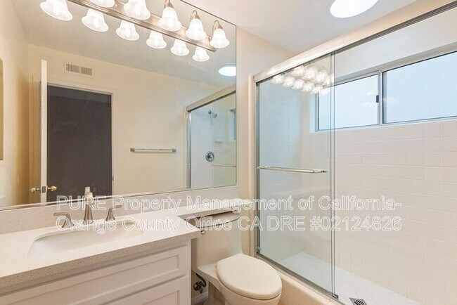 Building Photo - 11930 N Riviera