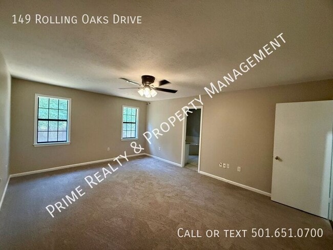 Building Photo - 149 Rolling Oaks Dr