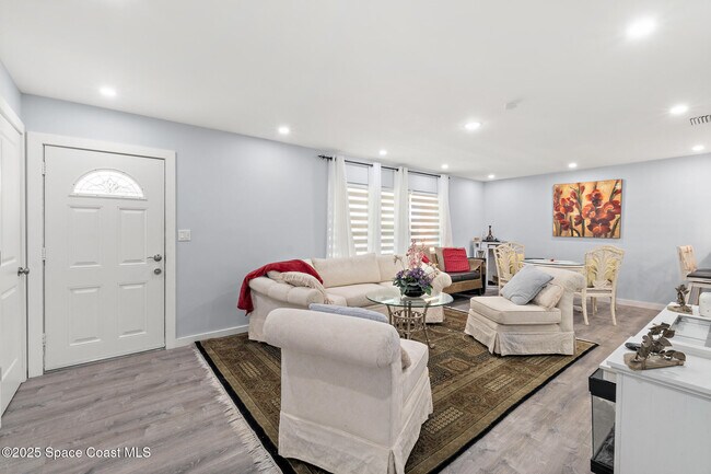 Building Photo - 250 Alabama Ave