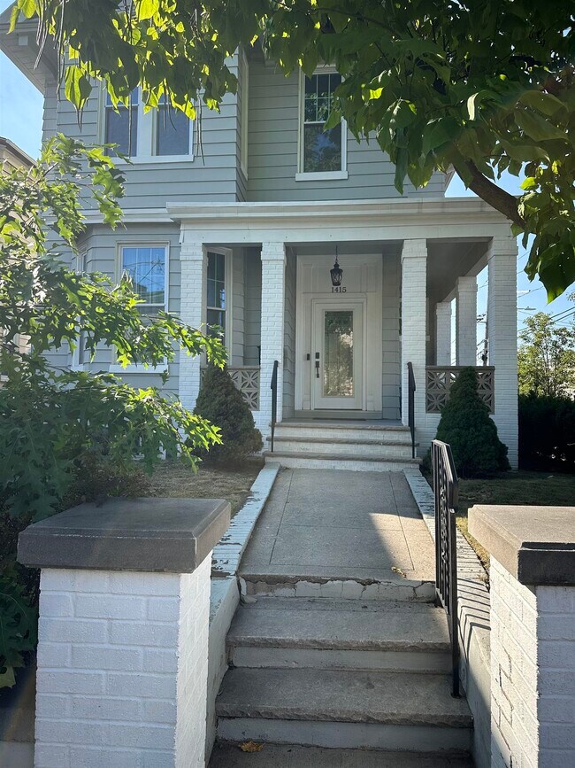 Building Photo - 1415 West St