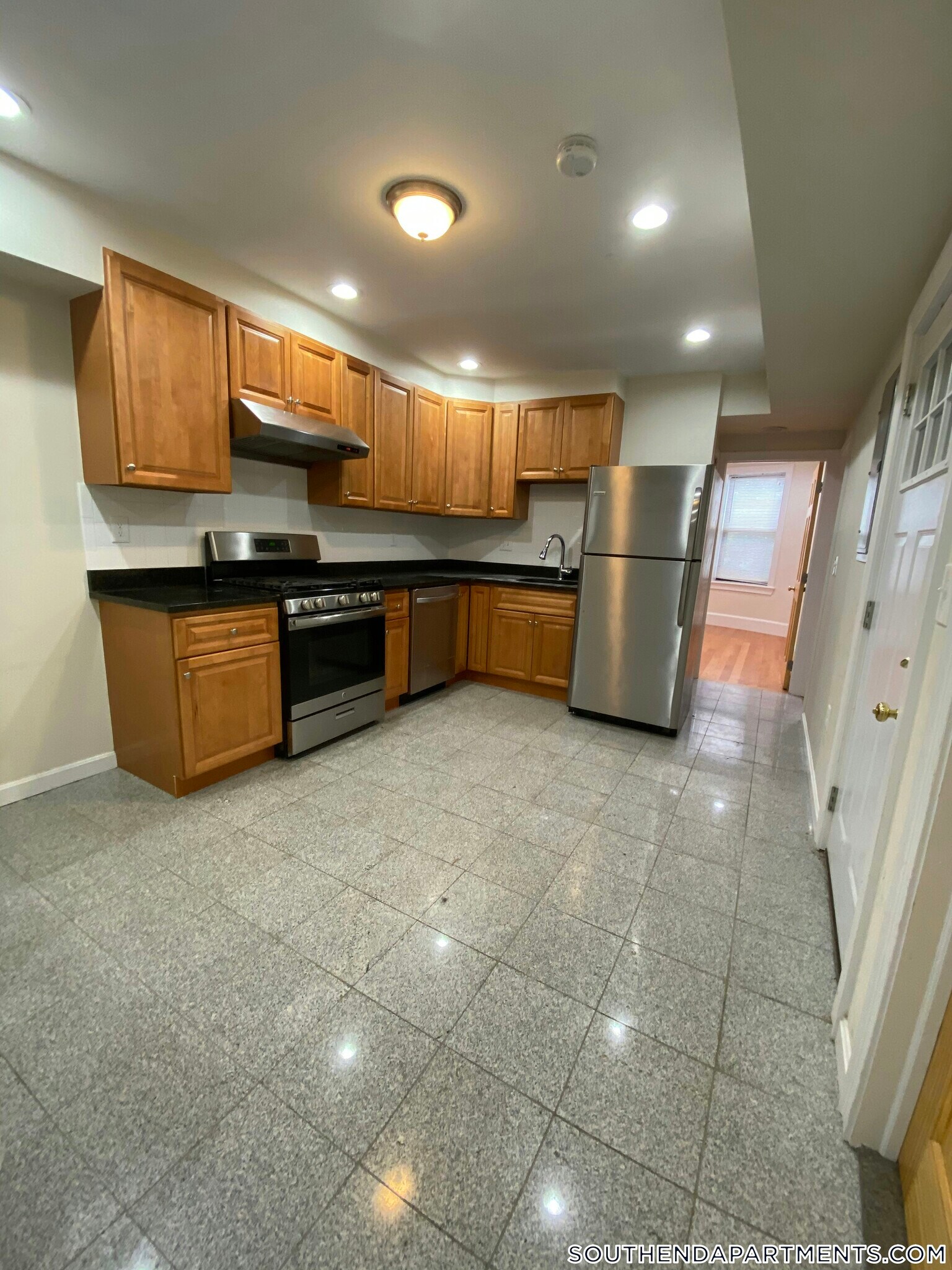 Building Photo - 179 Northampton St