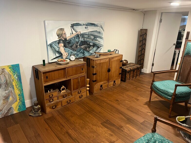 Building Photo - 251 S Quitman St