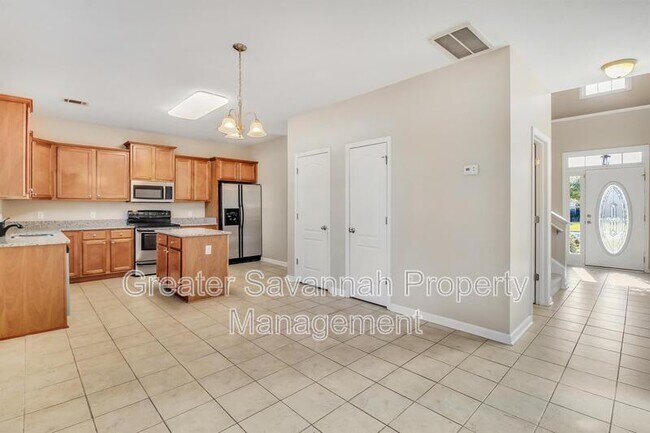 Building Photo - 601 Bristol Way