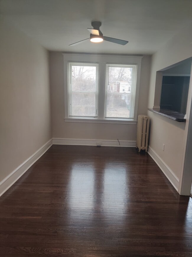 Building Photo - 355 E Upsal St