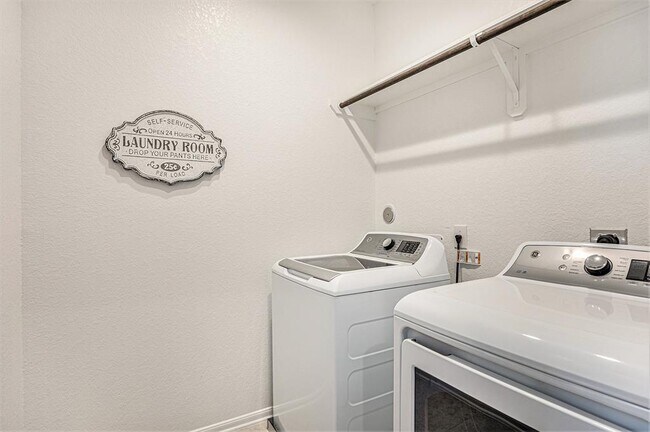 Building Photo - 16118 Northern Cardinal Ln
