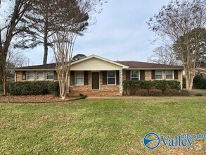 Building Photo - 6114 Stratford Ct NW