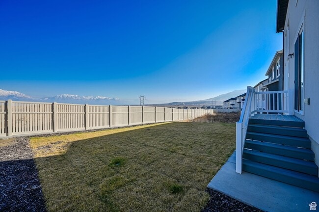 Building Photo - 106 N Midland Dr