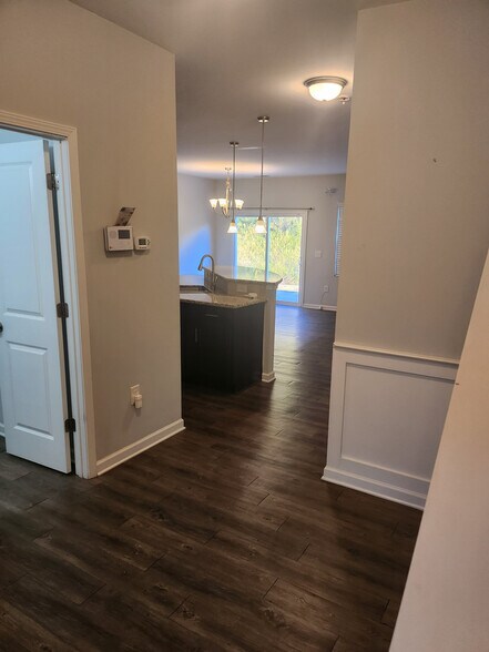 Building Photo - Room in Townhome on Durants Neck Ln