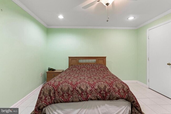 Building Photo - 3939 Tallow Tree Pl